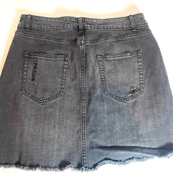 Wild Fable Black Distressed Denim Mini Skirt Edgy Y2K Size 10 - Picture 5 of 9